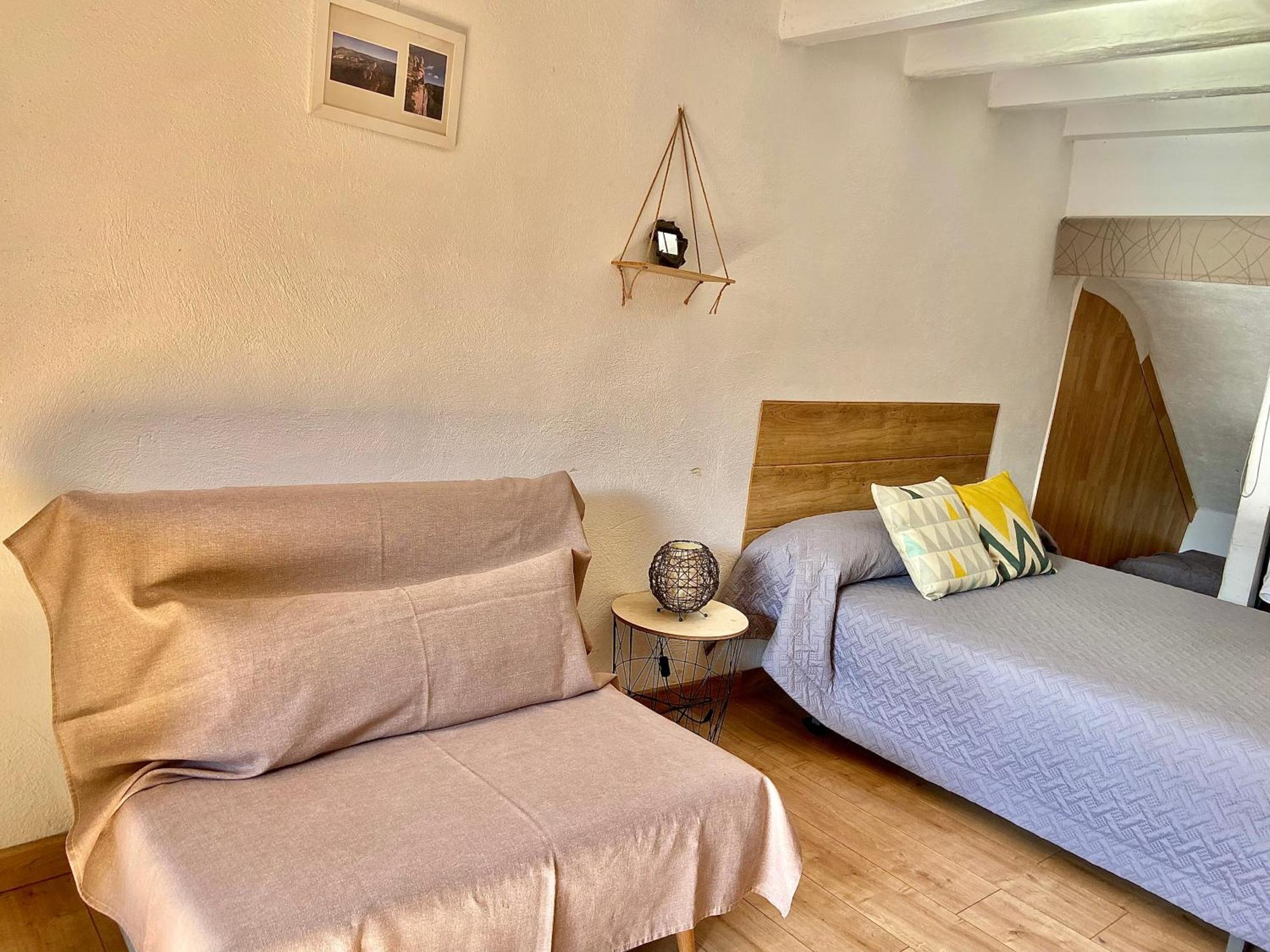 Apartament Corbatera Cim Apartaments Корнуделья Экстерьер фото